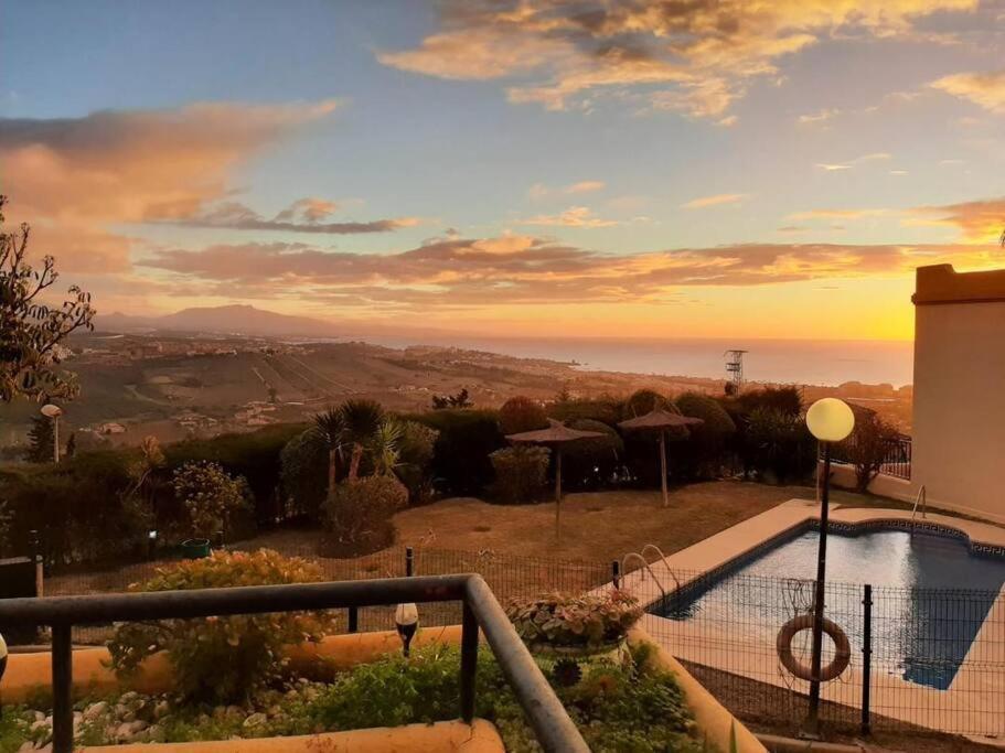 3 Bedroom Home With Amazing Views & Outdoor Spaces Manilva Εξωτερικό φωτογραφία