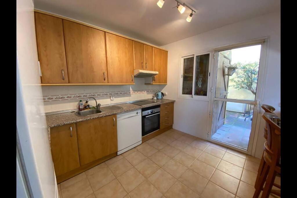 3 Bedroom Home With Amazing Views & Outdoor Spaces Manilva Εξωτερικό φωτογραφία