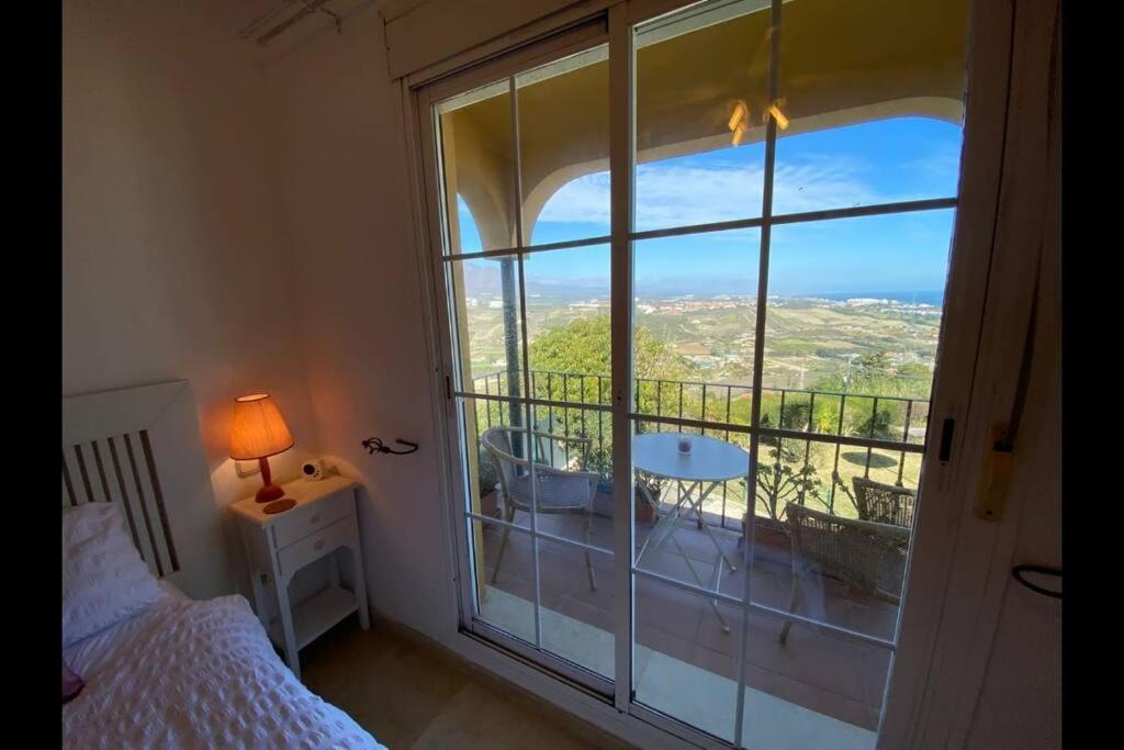 3 Bedroom Home With Amazing Views & Outdoor Spaces Manilva Εξωτερικό φωτογραφία