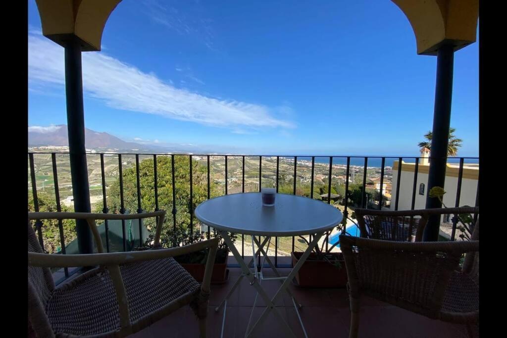 3 Bedroom Home With Amazing Views & Outdoor Spaces Manilva Εξωτερικό φωτογραφία